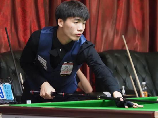 女双赛场上 女双赛场上