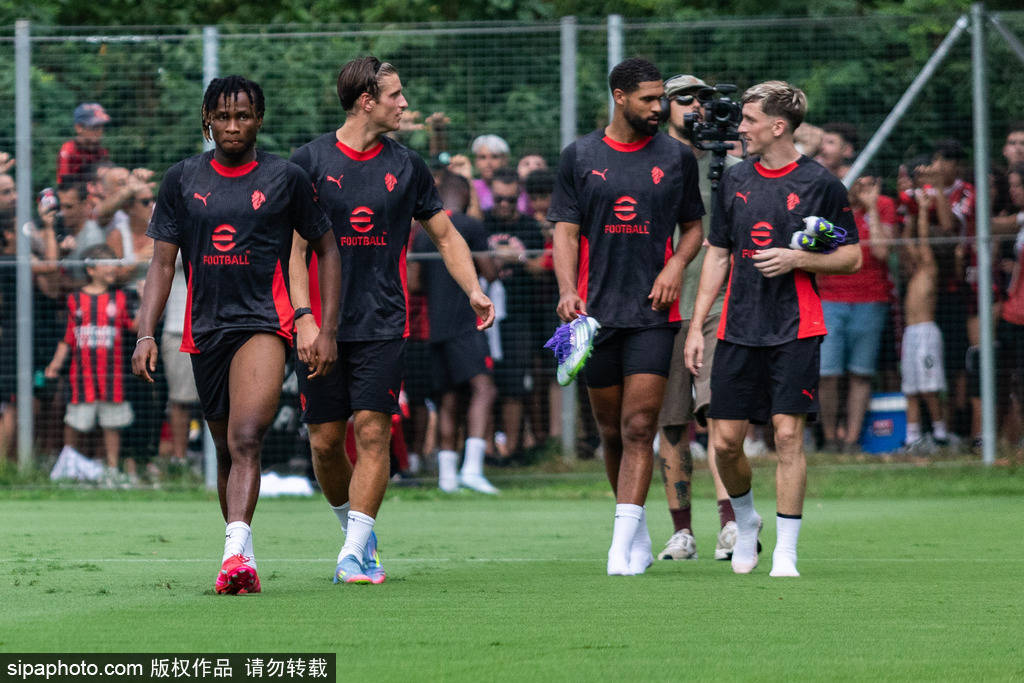 而中场同样 而中场同样